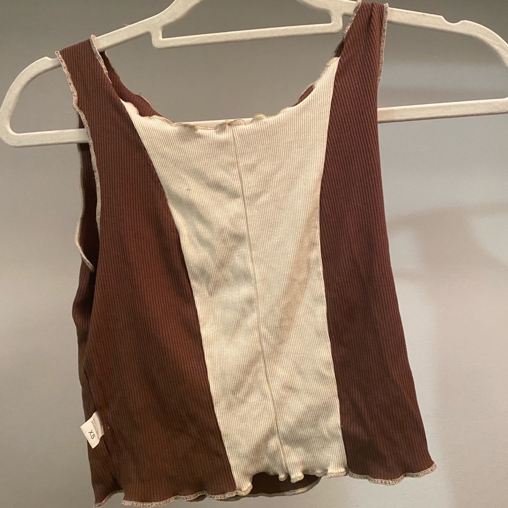 Colorblock crop top